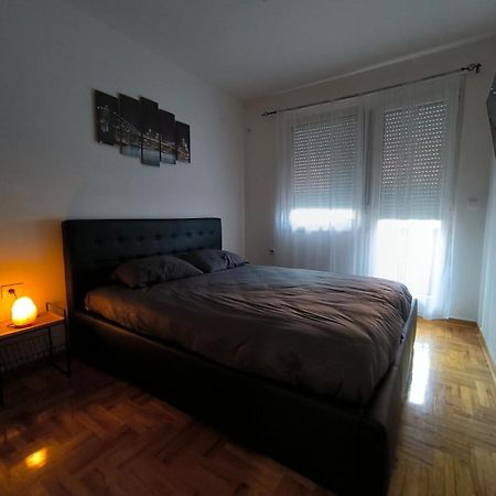 Apartman Zivic Ni Kültér fotó